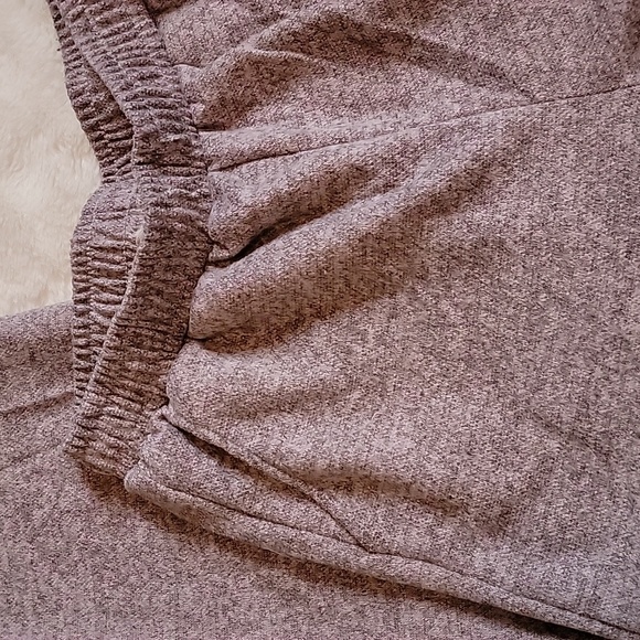 Magnolia Boutique 2 Piece Pajama Set - Picture 10 of 13